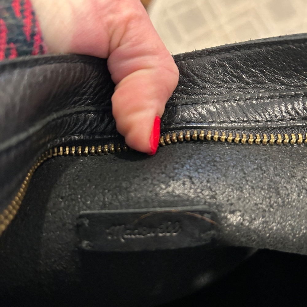 Purse - Picture 4 of 4